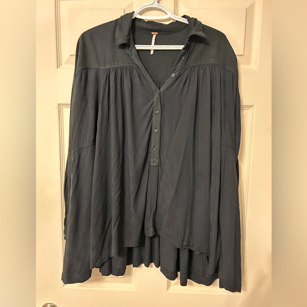 Free People Flowy top size small